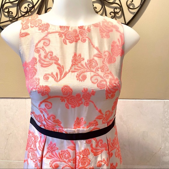 Loft Women’s Sleeveless Damask Classic Dress 0P - Picture 5 of 16
